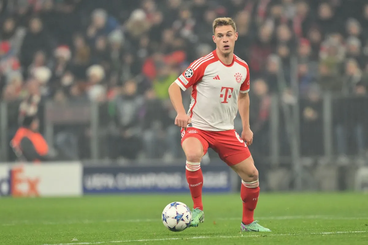 Tiền vệ trung tâm xuất sắc nhất - Joshua Kimmich (Bayern Munich)